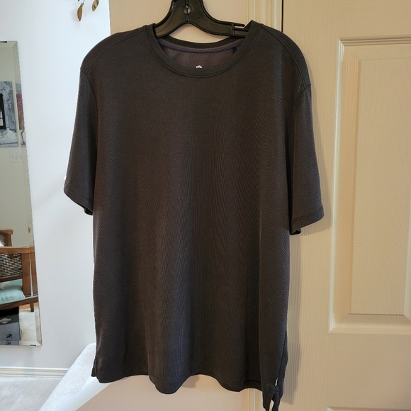 Tommy Bahama Other - NWOT Tommy Bahama tee - size XL